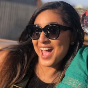 Meet your Posher, Laura